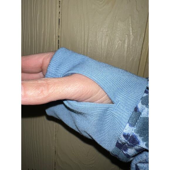 Cuddl Duds Cardigan Sweatshirt Womens 2X Blue Leopard French Terry Thumb Holes - Picture 4 of 15